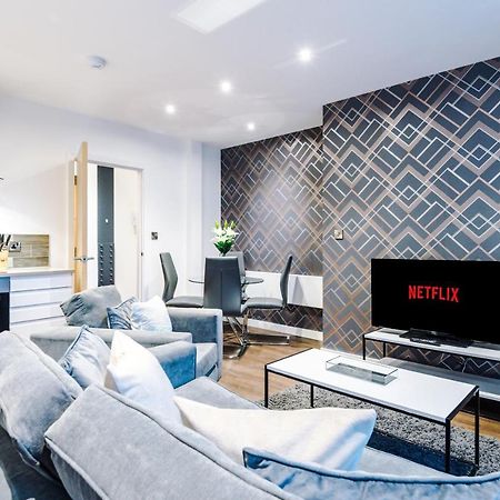 The Popworks 2 Bedroom Apartment - Mcr Dens Manchester Bagian luar foto