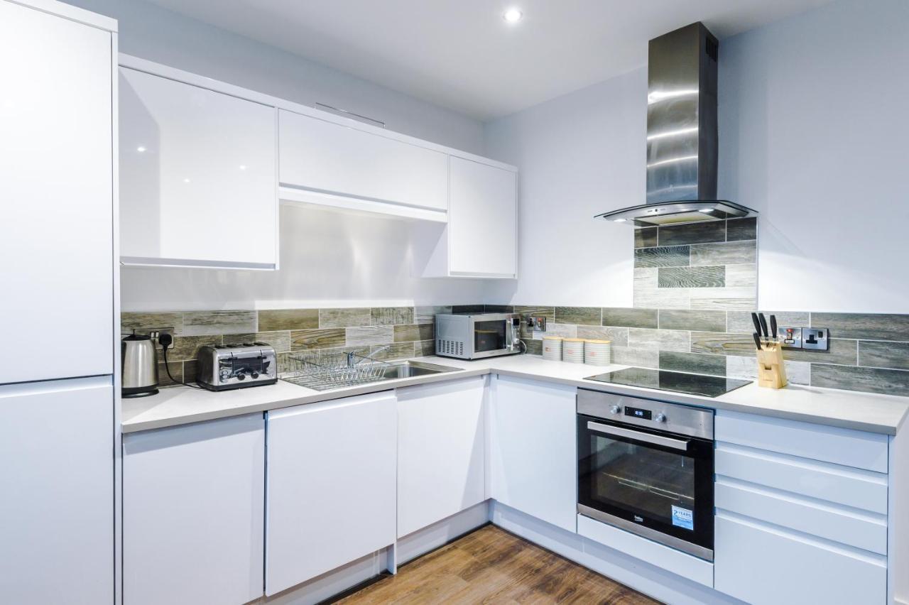 The Popworks 2 Bedroom Apartment - Mcr Dens Manchester Bagian luar foto