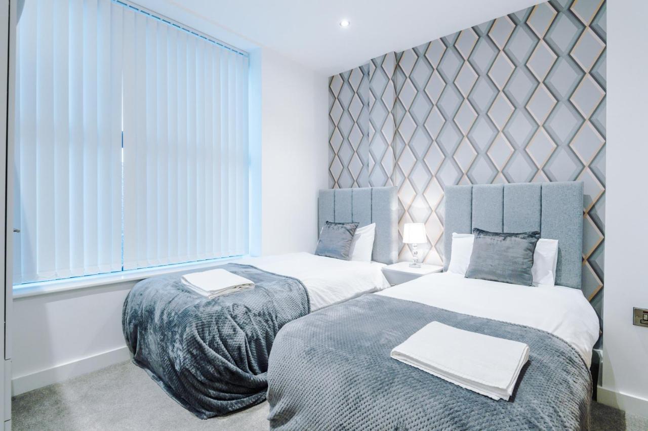 The Popworks 2 Bedroom Apartment - Mcr Dens Manchester Bagian luar foto