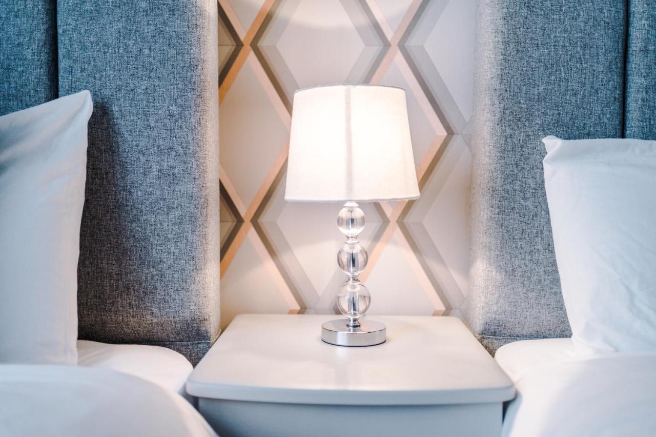 The Popworks 2 Bedroom Apartment - Mcr Dens Manchester Bagian luar foto